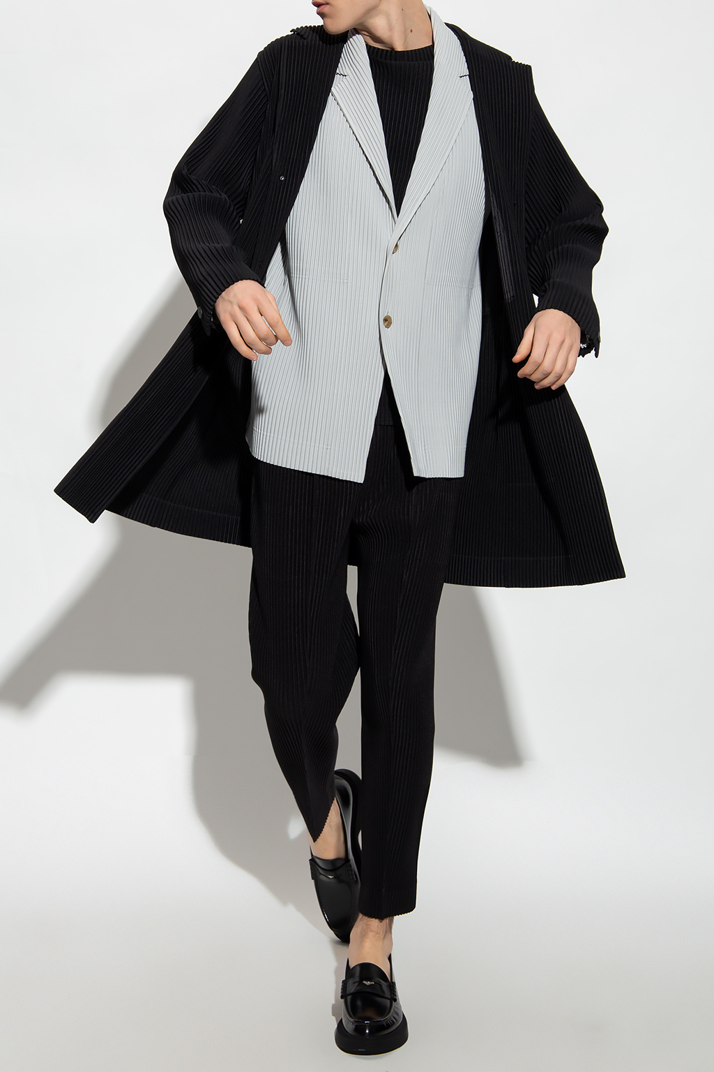 SchaferandweinerShops Canada - and breezy linen jacket Sixth - Black  Pleated coat Issey Miyake Homme Plisse